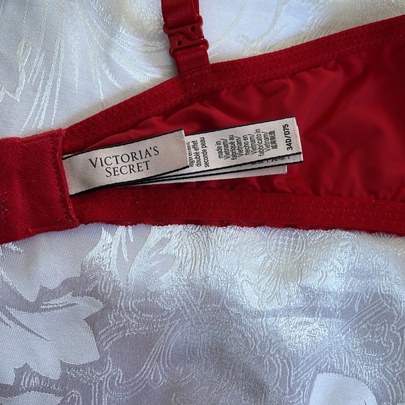 3 bra bundle. - Picture 7 of 7